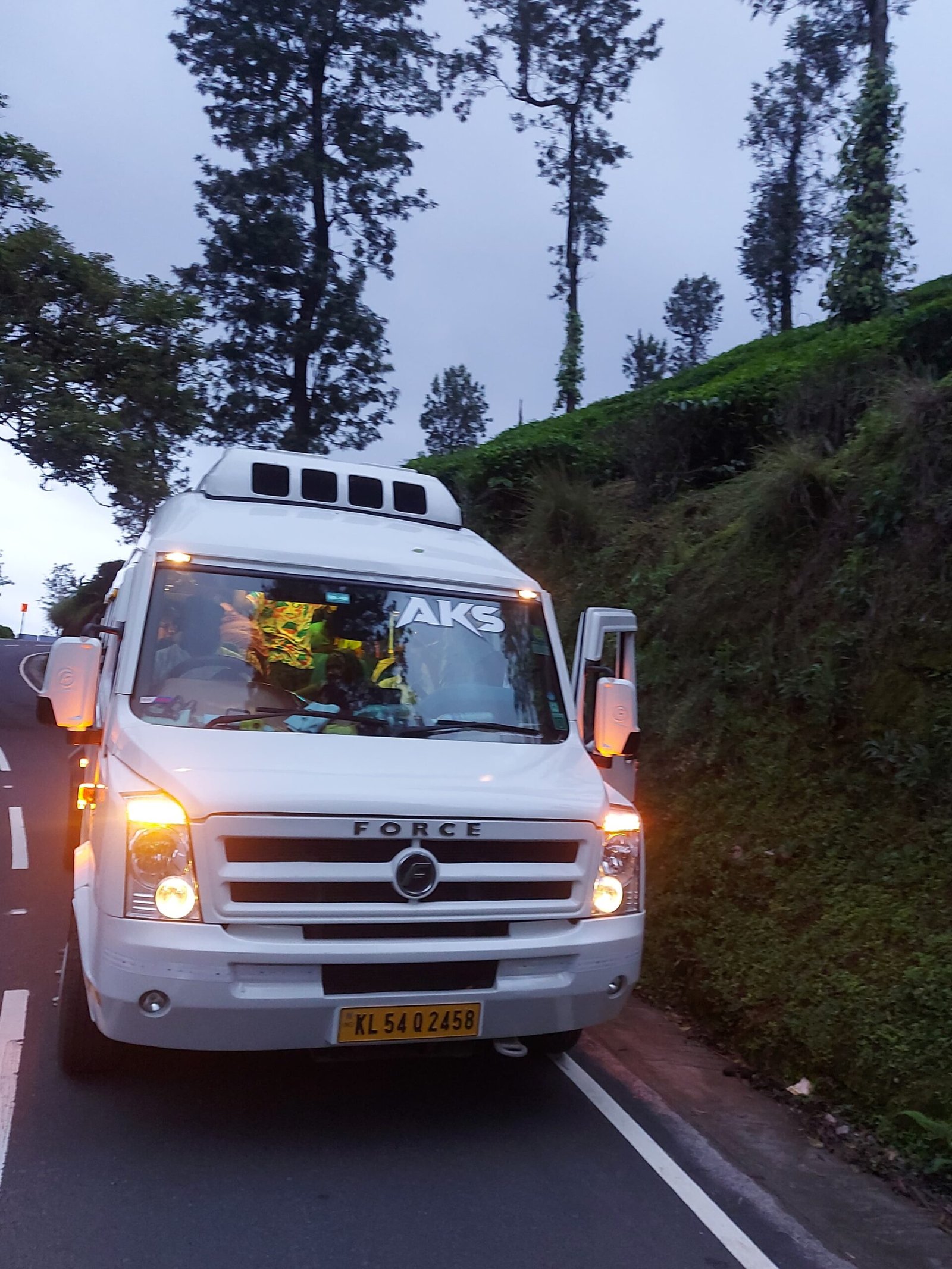 WhatsApp Image 2025-11-03 at 12.34.39_71d6fee5